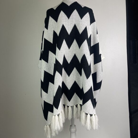 Women's Kimono Wrap Sweater Lagenlook Boho Open Fringe Chevron Size M/L Cozy - Picture 6 of 8